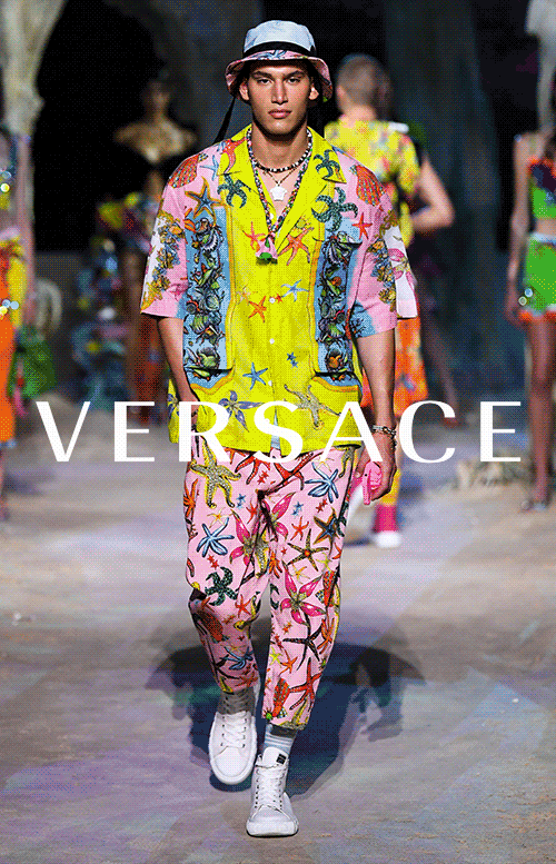 REVOLVE Man moves Forward