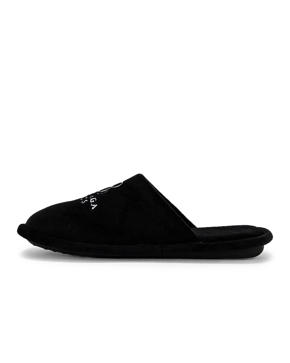 balenciaga slippers fluffy