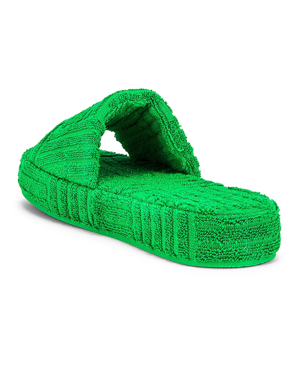 bottega veneta grass green
