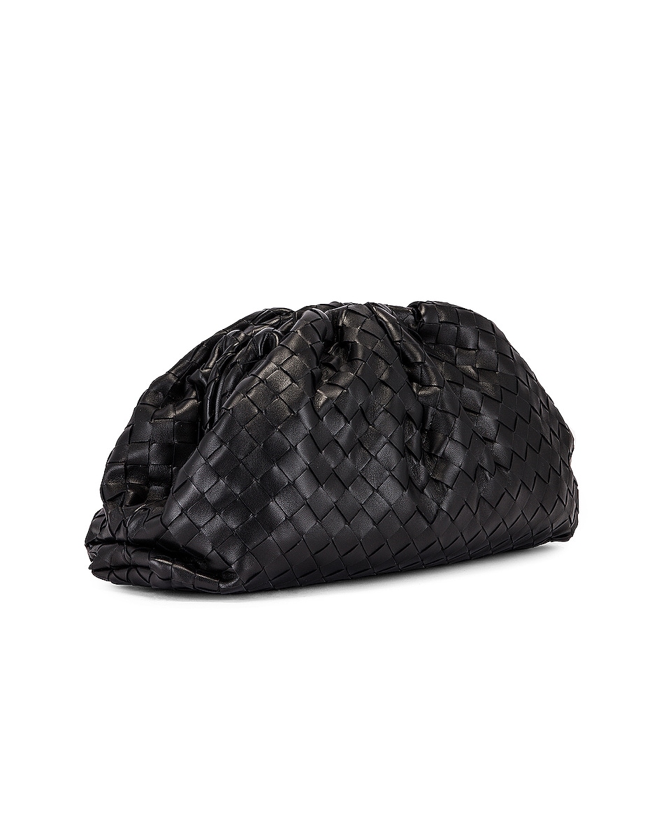 BOTTEGA VENETA THE POUCH CLUTCH,BOTT-WY247