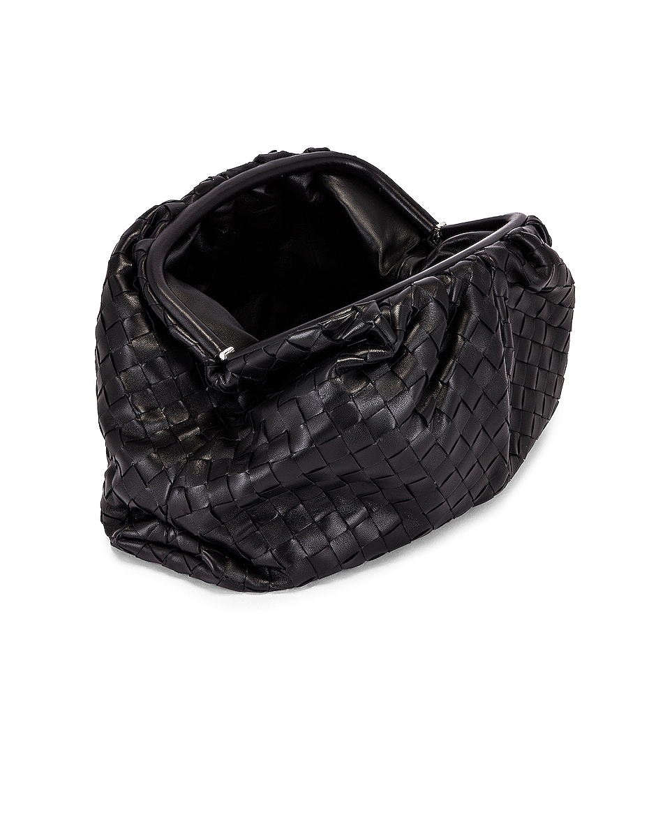 BOTTEGA VENETA THE POUCH CLUTCH,BOTT-WY247