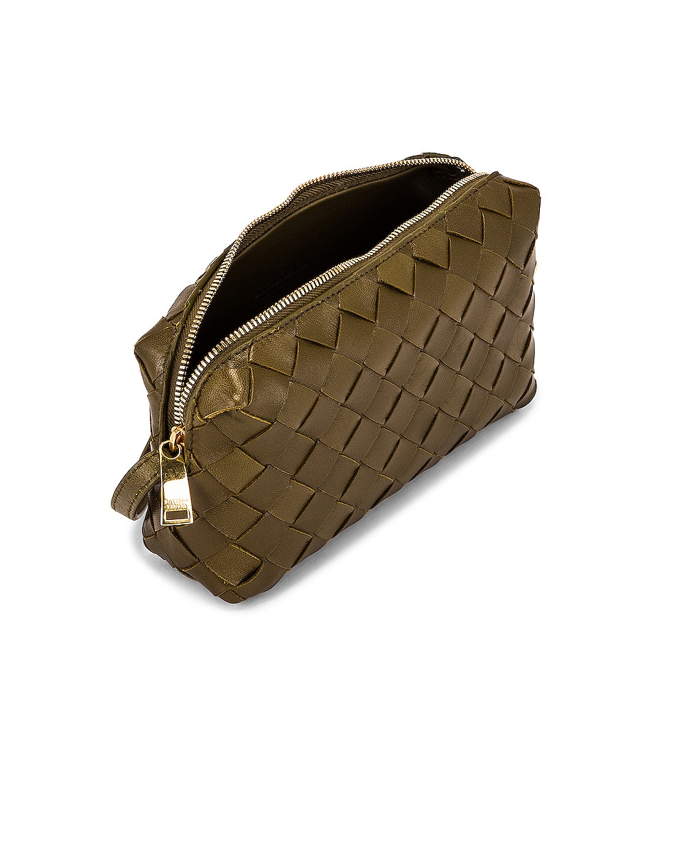 BOTTEGA VENETA LEATHER WOVEN CROSSBODY BAG,BOTT-WY288