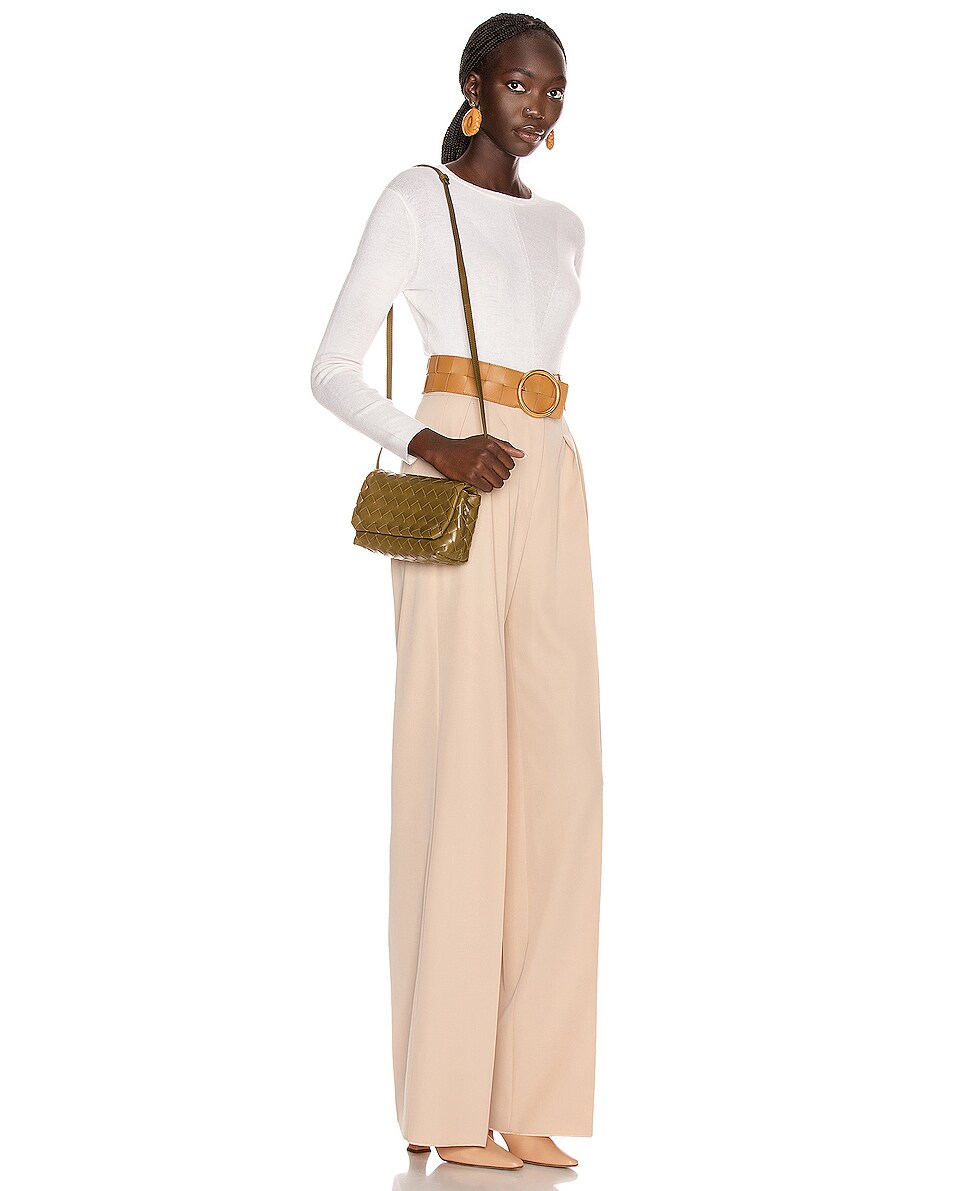BOTTEGA VENETA LEATHER WOVEN CROSSBODY BAG,BOTT-WY295