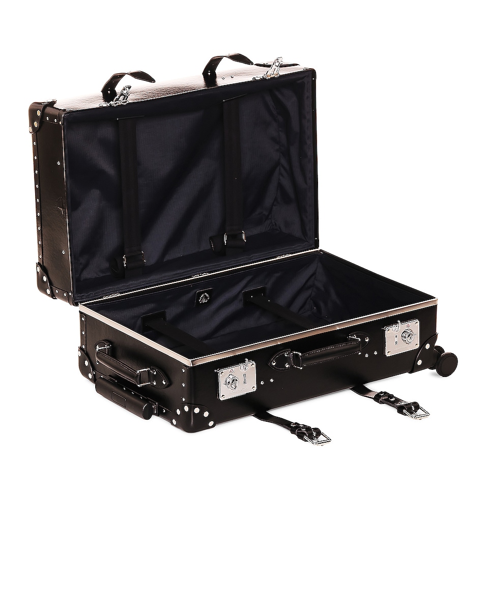 Globe-Trotter 4 Wheel Medium Check in Luggage
