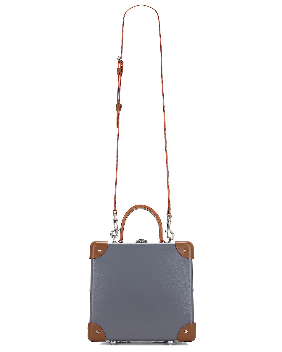 Image 1 of Globe-Trotter The London Square Bag 20x20x11cm in Grey & Caramel