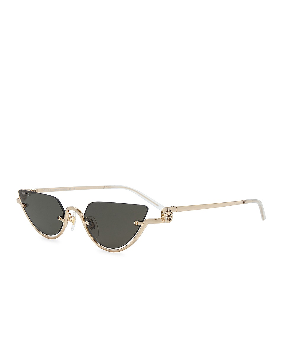 Gucci Gg Upside Down Cat Eye Sunglasses In Black Fwrd 