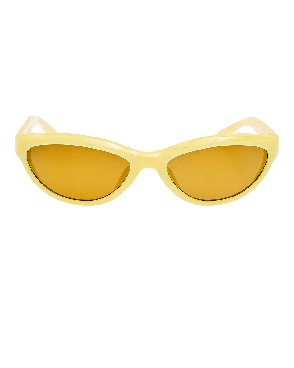 Image 1 of JACQUEMUS Curvo Sunglasses in Milky Yellow, Gold, & Bronze