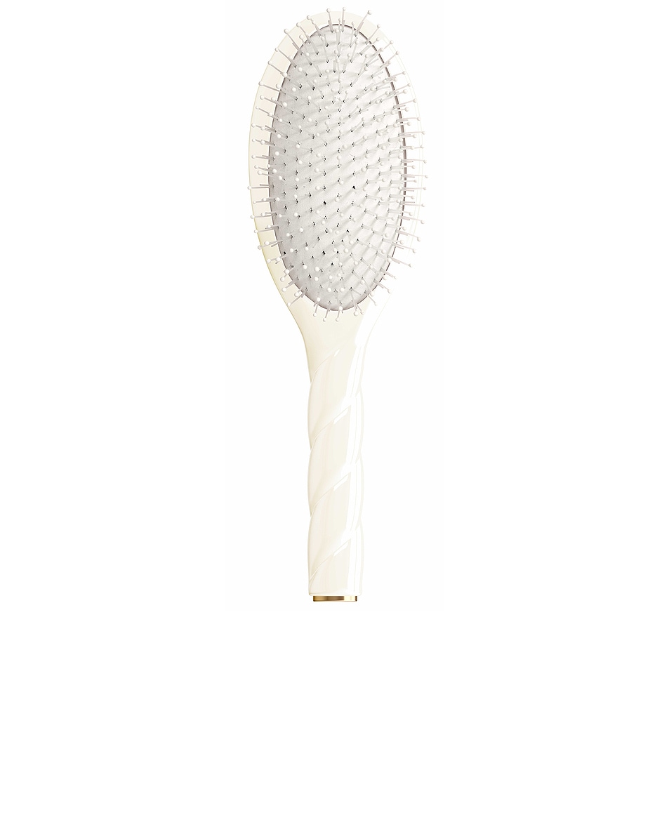 Image 1 of La Bonne Brosse Large Brush N04 in Creamy White
