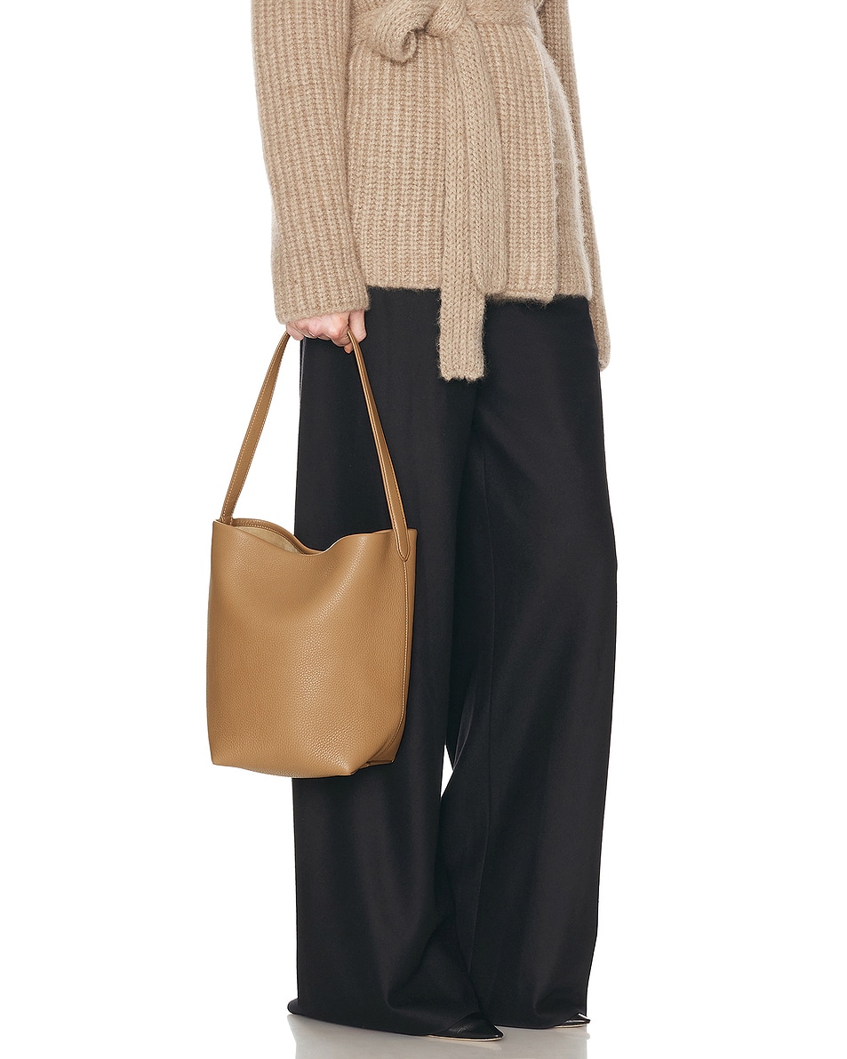 The Row Medium North South Park Tote Bag in Sandpit FWRD