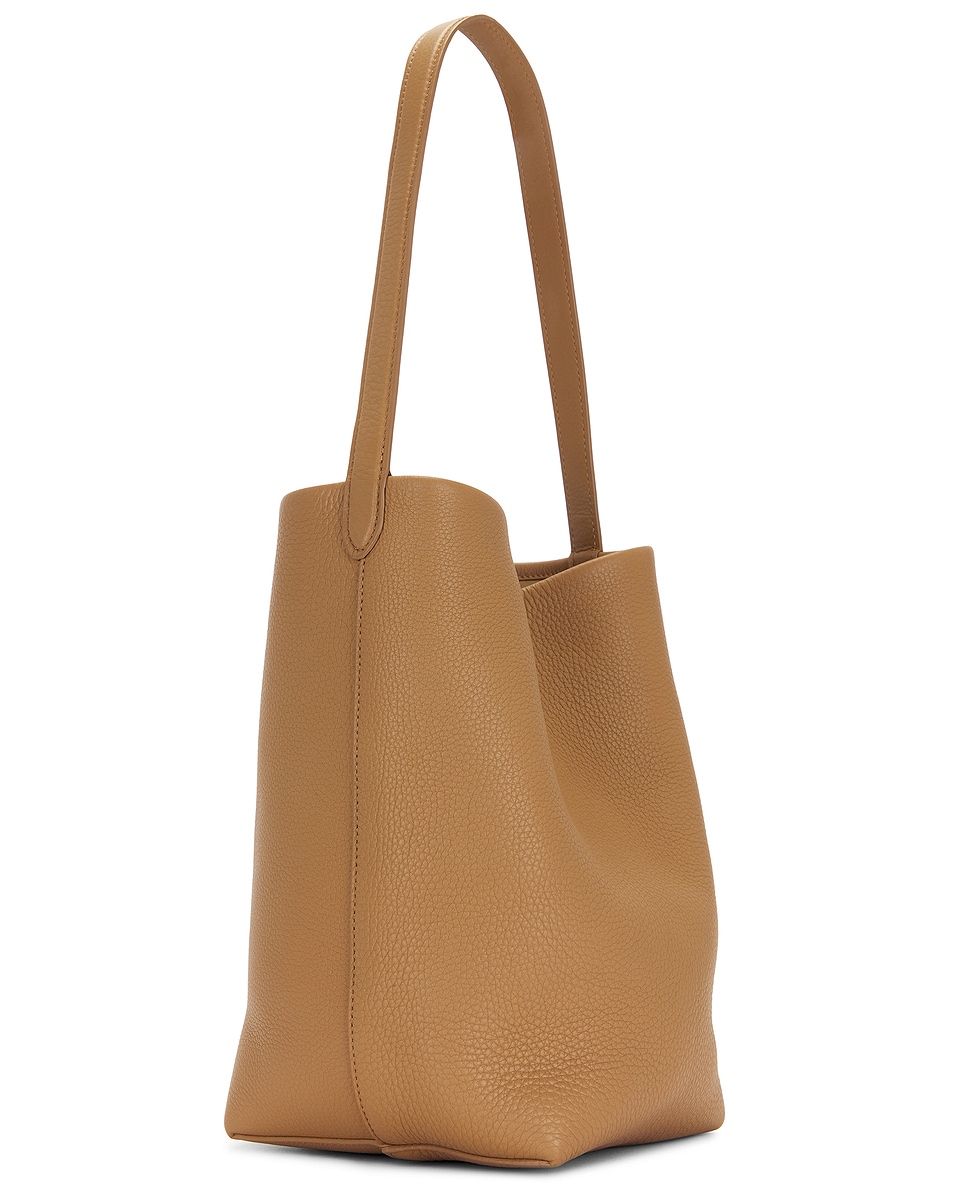 The Row Medium North South Park Tote Bag in Sandpit FWRD