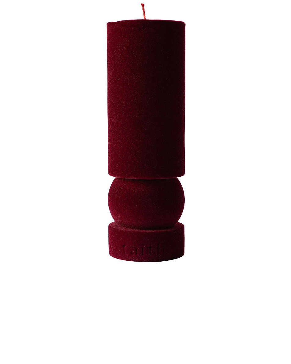 Image 1 of Taith Velvet Ninu Candle in 