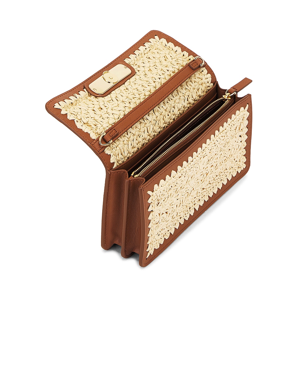 V Logo Signature Strap Wallet - Thumbnail 6