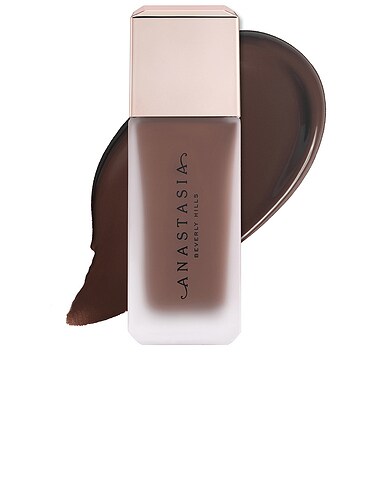 Impeccable Blurring Second-Skin Matte Foundation