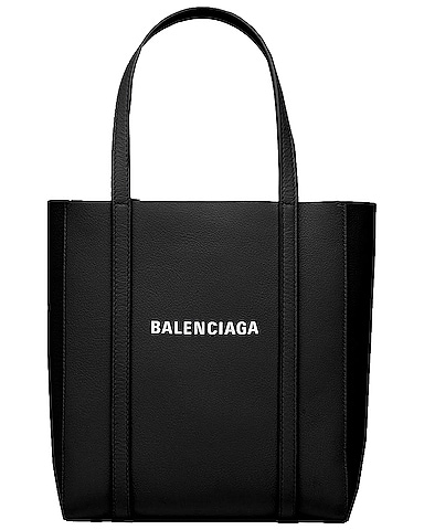 handbags in online