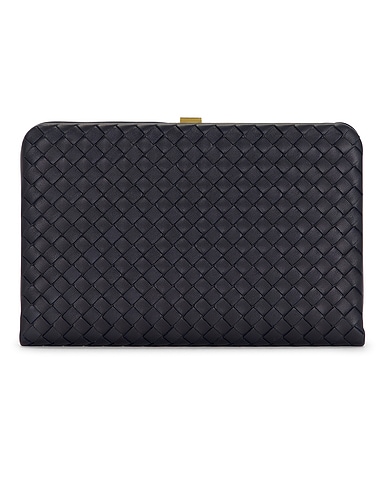 Mezzanotte Clutch