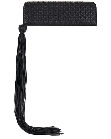 Serata Clutch