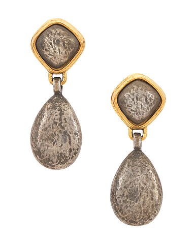 Chanel 1995 Stone Clip-On Earrings