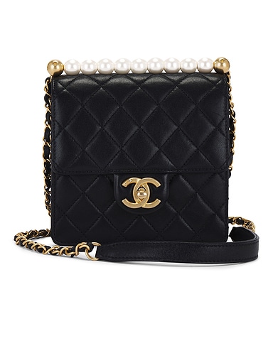 Chanel Chic Pearls Flap Bag