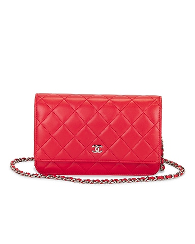 Chanel Caviar Classic Wallet On Chain
