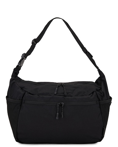 Everyday Use Middle Shoulder Bag