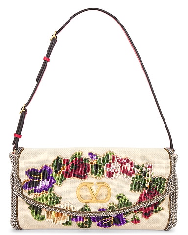 Vain Soft Garland Beads Clutch