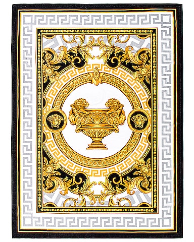 La Coupe Des Dieux Beach Towel