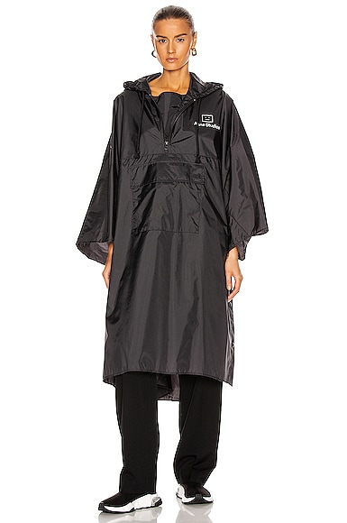 Acne Studios ブラックポンチョ　フェイスポンチョ Acne Studios Outpost Face Poncho in Black | FWRD