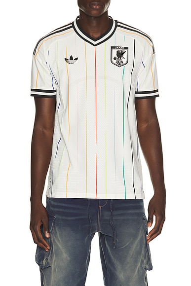 adidas Originals JFA Japan 26 Away World Cup Jersey in Off White & Black