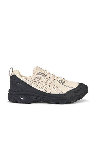Asics GEL-VENTURE 6 SHIELD Sneaker in Black & Feather Grey