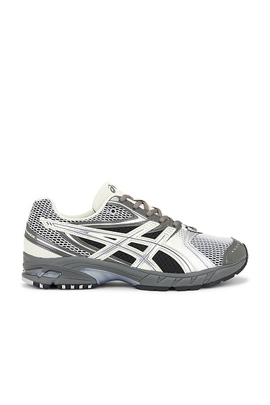 Asics GEL-DS TRAINER 14 Sneaker in Truffle Grey & Pure Silver