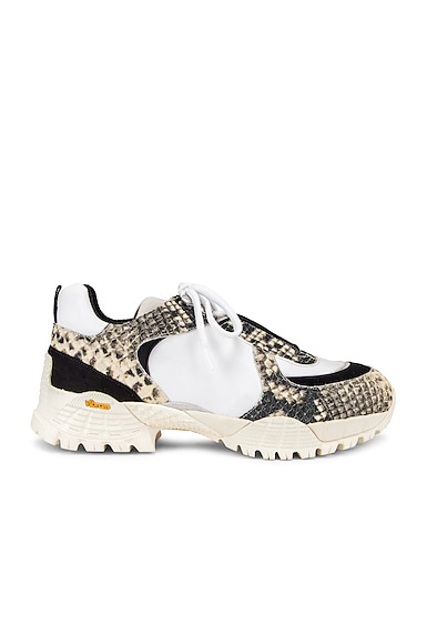 【1017】 1017 ALYX 9SM Low Hiking Boot in Black & Cream | FWRD