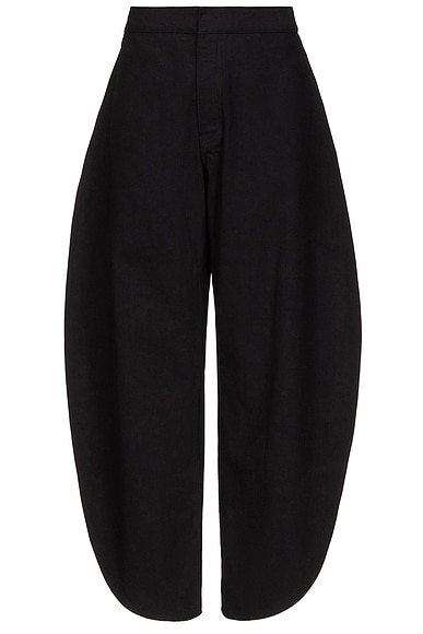 ALAΪA Petal Horseshoe Leg