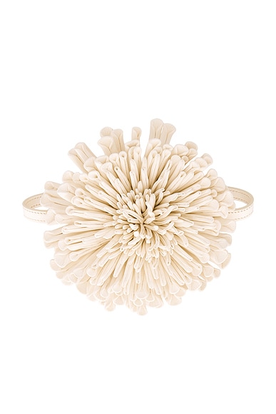 ALAÏA Leather Flower Necklace in Blanc Nacre