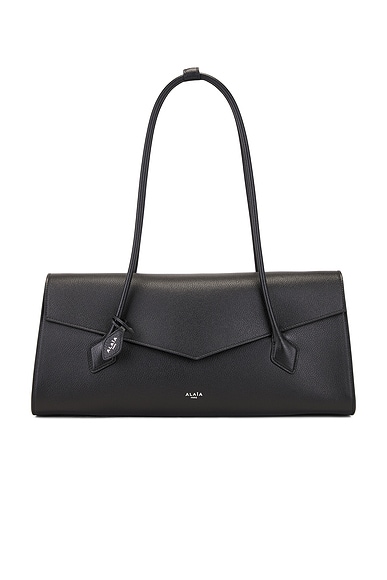 ALAÏA Le Teckel Flap Bag in Noir