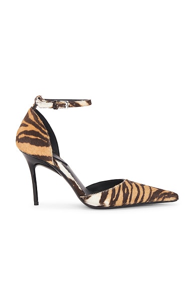 ALAÏA D'Orsay Pump in Naturel