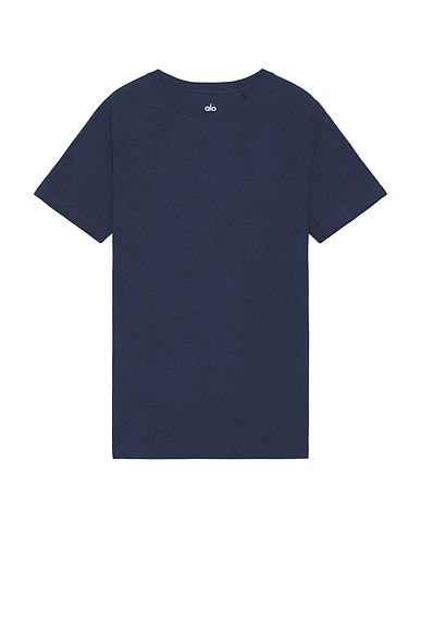 alo The Triumph Crew Neck T-Shirt in Navy