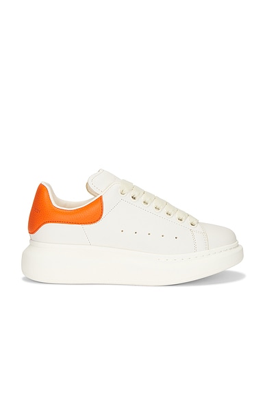 Oversized Sneaker