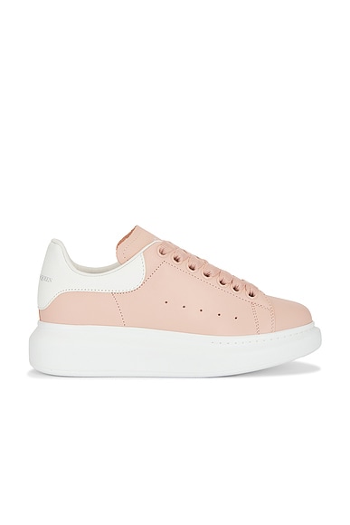 Oversized Sneaker