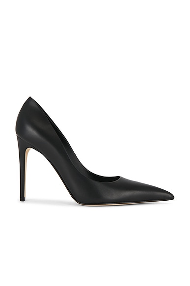 McQueen Leather Pump in Black & Gold