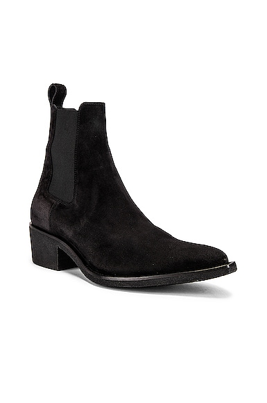 Crepe Pointy Toe Chelsea Boot