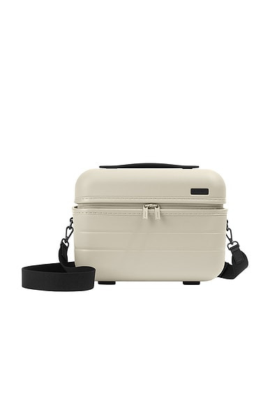Train Case