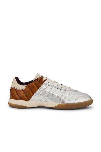 Mn Metallic Samba Sneaker in Silver Metallic & Easy Yellow