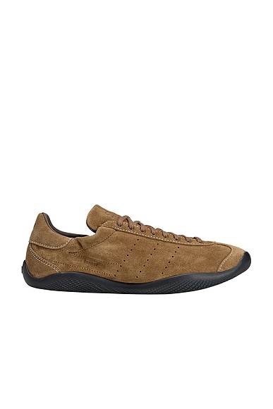 Lo Pro Suede Sneakers in Supplicol, Earth Strata, & Utility Black