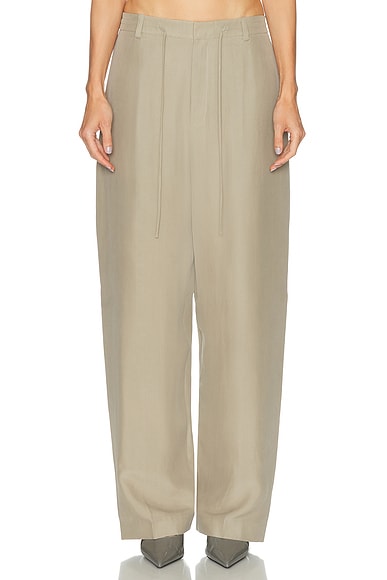 Mid Rise Tailored Pant