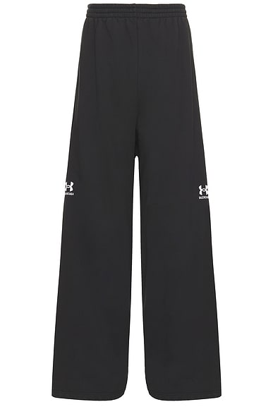 The Row Berto Pant in Black | FWRD
