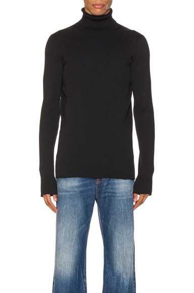 Long Sleeve Turtleneck