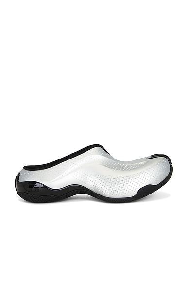 Basketball Slip On Sneaker