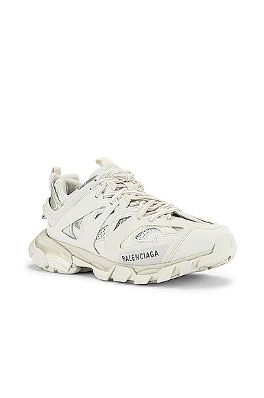 BALENCIAGA photo