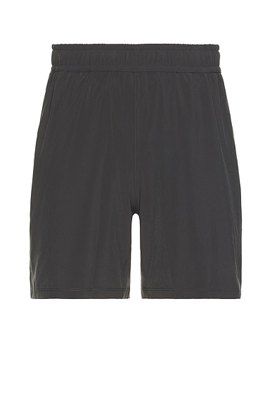 Beyond Yoga Pivotal Performance Short Unlined In Graphite