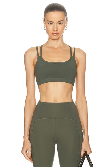 Beyond Yoga BOOTCAMP スポーツブラ - Modern Olive | FWRD